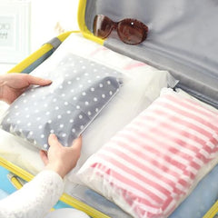 OSDUE Polyethylene Frosted Zipper Bags 30x35cm Pack of 10 – Transparent LDPE Zip Lock Storage Bags for Clothes, Shoes, Cosmetics, Jewellery, Toiletries & Travel