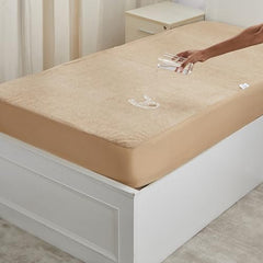 Amazon Brand - Solimo Water Resistant Polyester Mattress Protector, Single Bed Size (72x36 inch), Coffee