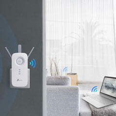 TP-Link AC1750 Universal Dual Band Range Extender, Broadband/Wi-Fi Extender, Wi-Fi Booster/Hotspot with 1 Gigabit Port and 3 External Antennas, Built-in Access Point Mode, 1750Mbps Speed (RE450)