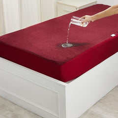 Amazon Brand - Solimo Water Resistant Polyester Mattress Protector, Single Bed Size (72x36 inch), Coffee