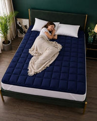 Mattress Protector King Size Waterproof Quilted Mattress Topper Cover with Elastic Corner Straps, Breathable Soft Non-Woven Back, Machine Washable Mattress Pad (72 x 78 Inch,), Grey