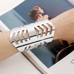 SYGA Metal Hollow Butterfly Bracelet Open Wide Bracelet Hollow Bracelet for Girl, Party, Holiday, Beach Accessories - Gold