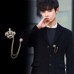 SYGA Luxury Crown Style Brooch for Men's & Women Suit Shirt Stud Brooch Lapel Pin Brooch Pin Chain Tassel Brooch Pin with Crystal Chain(Golden hearts crown)