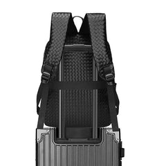 GadgetBite Zenith 32 Litre Laptop Bag with 15.6 Inch Laptop Compartment and Organiser Pocket for Men Women Boys Office College and Travel with Bottle Pocket Laptop Backpack - Black (Grey)