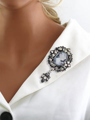SYGA Brooch Pin Fashion Crystal Rhinestone Jewellery Pin Vintage Clothing Accessories Decoration Retro Beauty Head Crystal Silver Brooches For Women- S249