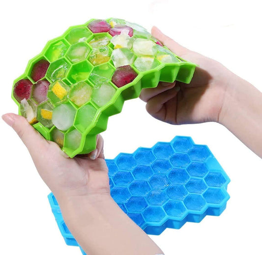 SYGA Soft Honeycomb Ice Cube Trays Silicone Ice Mould (Random Color)