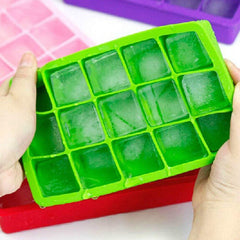 SYGA 15-Cavity Silicone Square Ice Tray Mold Frozen Maker Big Ice Cube Tray Bar Mould(Random Color)
