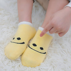 MOMISY Baby Socks, Anti Skid Non Slip Cotton Stretch, 3 Pairs, Toddler Boys Girls (IN, Age, 1 Year, 3 Years, SmileyBear)