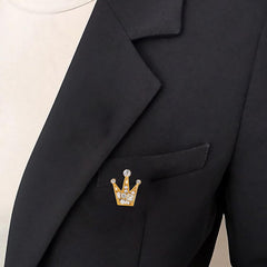SYGA Men's Suit Chest Brooch Fashionable Gemstone Decoration Diamond Clothing Accessories(Golden Crown)