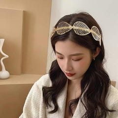 SYGA Girls & Women's Hair Bands with Adjustable Metal Band, Perfect for Parties and Weddings(Leaves-01)
