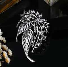 SYGA Brooch Pin Fashion Crystal Rhinestone Jewellery Pin Vintage Clothing Accessories Decoration Hollow Leaf Style Rose Red Brooches For Men's & Women- S232