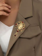 SYGA Brooch Pin Fashion Crystal Rhinestone Jewellery Pin Vintage Clothing Accessories Decoration Retro Beauty Head Crystal Gold Brooches For Women- S250