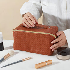 MOMISY Large Capacity Cosmetic Travel Bag, Women's Makeup Travel Bag Portable Leather Cosmetics Bag, Makeup Storage Bags with Handle and Divider, Wide Opening Cosmetic/Makeup Organizer (Woven Brown)