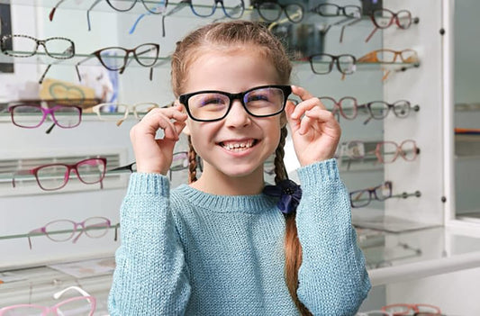 SYGA Anti-Blue Light, Resin Anti-Fall, Fashionable Health-Care Reading Glasses for Boy's and Girls (Black)