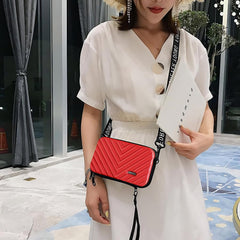 SYGA Women’s Crossbody Bag, Small PVC Shoulder Bag Travel Makeup,Cosmetic Small Bag (Pink)