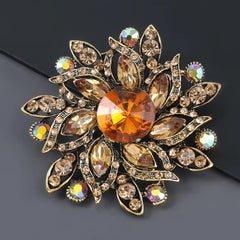 SYGA Brooch Pin Fashion Crystal Rhinestone Jewellery Pin Vintage Clothing Accessories Decoration Full Diamond Flower Brown Brooches For Women- S219