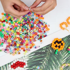 SYGA Beads for Kids Crafts Children's Jewelry Making Kit DIY Bracelets Necklace Hairband and Rings Craft Kits Birthday for 4, 5, 6, 7-Year-Old Little Girls-Multicolor (DIYBeadsSet-30)