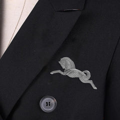 SYGA Brooch Pin Fashion Electroplated Alloy Jewellery Pin Vintage Clothing Accessories Decoration Horse Style Brooches For Men's & Women- S241