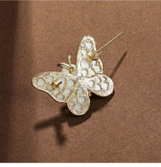 SYGA Mother-Of-Pearl Butterfly Brooches, Fashionable Clothing Accessories Pins for Women