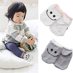 SYGA Small Size 4 Pair Non Slip Big Smile Design Ankle Length Baby Socks for 0-12 Months