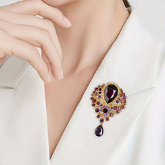 SYGA Brooch Pin Fashion Crystal Rhinestone Jewellery Pin Vintage Clothing Accessories Decoration Glass Pendant Purple Brooches For Women- S246