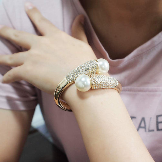 SYGA Rhinestone Openable Bracelet with White Diamonds Pearl Alloy Bracelet For Women - Gold