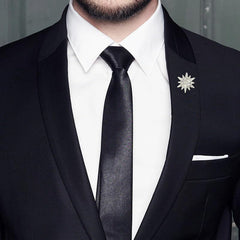 SYGA Men's Suit Chest Brooch Fashionable Rhinestone Decoration Diamond Clothing Accessories Silver six-pointed star