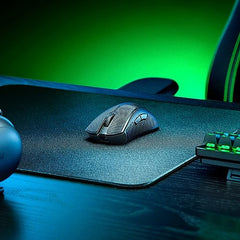 Razer Deathadder Essential - True 6400 DPI Optical Sensor, Wired Ergonomic Form Factor, High Durability, 5 Hyper Response Buttons, 10 Million Clicks RZ01-03850100-R3M1 - Black