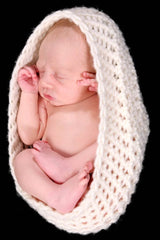 MOMISY Knitted Cocoon Nest New Born Baby Pod Sleeping Bag Photography Prop (White)