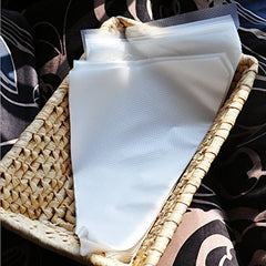 Syga Plastic Disposable Icing Pastry Bags, Piping Bags for Cake Dessert Decoration, White (Pack of 50)