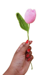 MOMISY Handmade Crochet Tulip Flower, Pink and Green, Decorative Soft Toy Plant, Home Decor Gift for Table or Desk