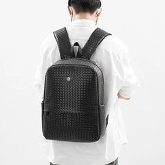 GadgetBite Zenith 32 Litre Laptop Bag with 15.6 Inch Laptop Compartment and Organiser Pocket for Men Women Boys Office College and Travel with Bottle Pocket Laptop Backpack - Black (Grey)