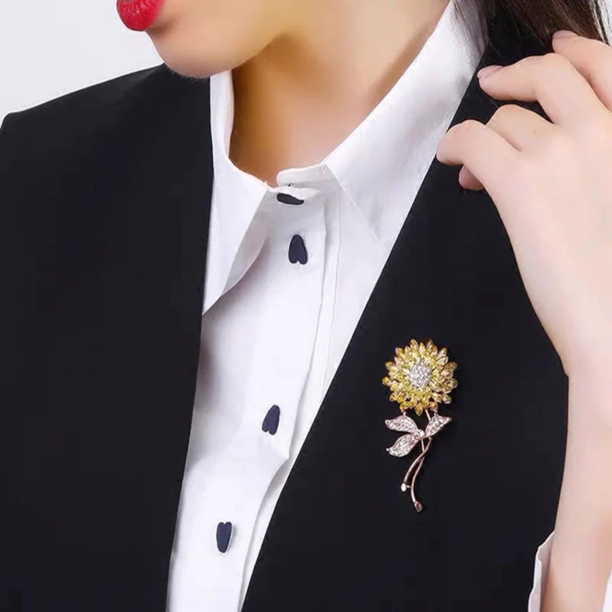 SYGA Brooch Pin Fashion Crystal Rhinestone Jewellery Pin Vintage Clothing Accessories Decoration Pearl Sunflower Brooches For Women- S233