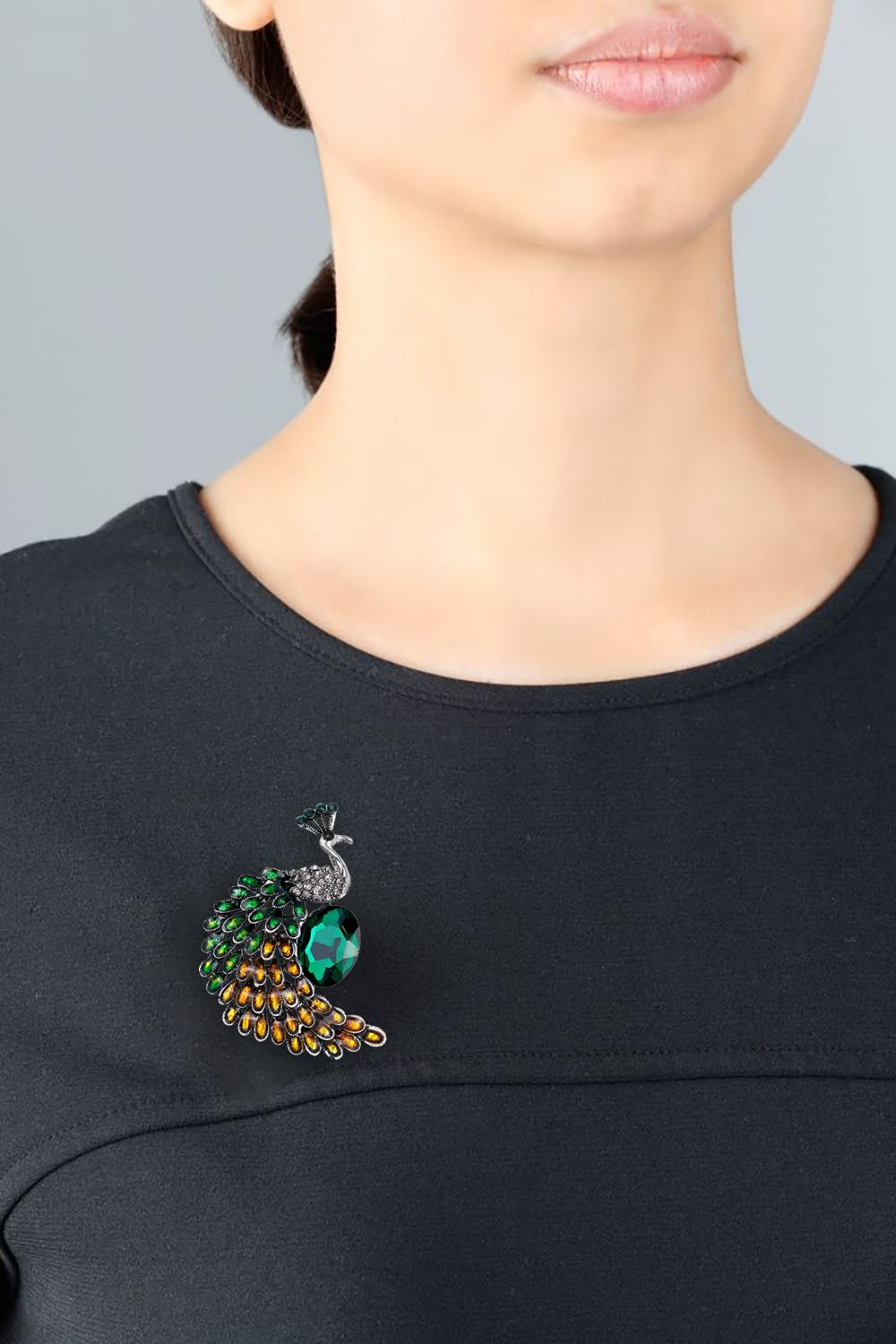 SYGA Brooch Pin Fashion Crystal Rhinestone Jewellery Pin Vintage Clothing Accessories Decoration Retro Crystal Peacock Brooches For Men's & Women- S261