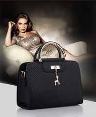 SYGA Women's Handbag Corrugated Fawn Pendant Cute Shoulder Bag Fashionable Style Crossbody Bag(Black)