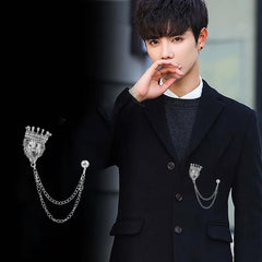 SYGA Men's & Women Classic Animal Lion Head Corsage Suit With Eagle Chain Lapel Pin Tassel Brooch Pin with Crystal Chain(Ancient silver crown lion head)