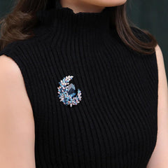SYGA Brooch Pin Fashion Crystal Rhinestone Jewellery Pin Vintage Clothing Accessories Decoration Moon Design Blue Diamond Brooches For Women- S220