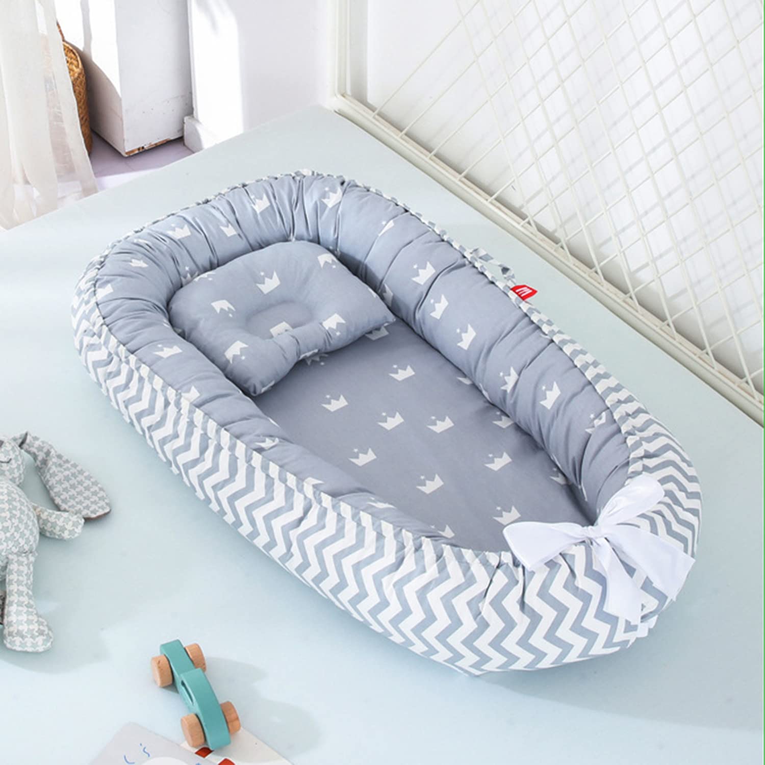SYGA New Born Baby Nest Portable Reversible Sleeping Bed Foldable Sleeping Toddler Cotton Baby Mattress Pillow for 0-2 Years Baby, 53 X 88 CM, Blue Edge Blue Star