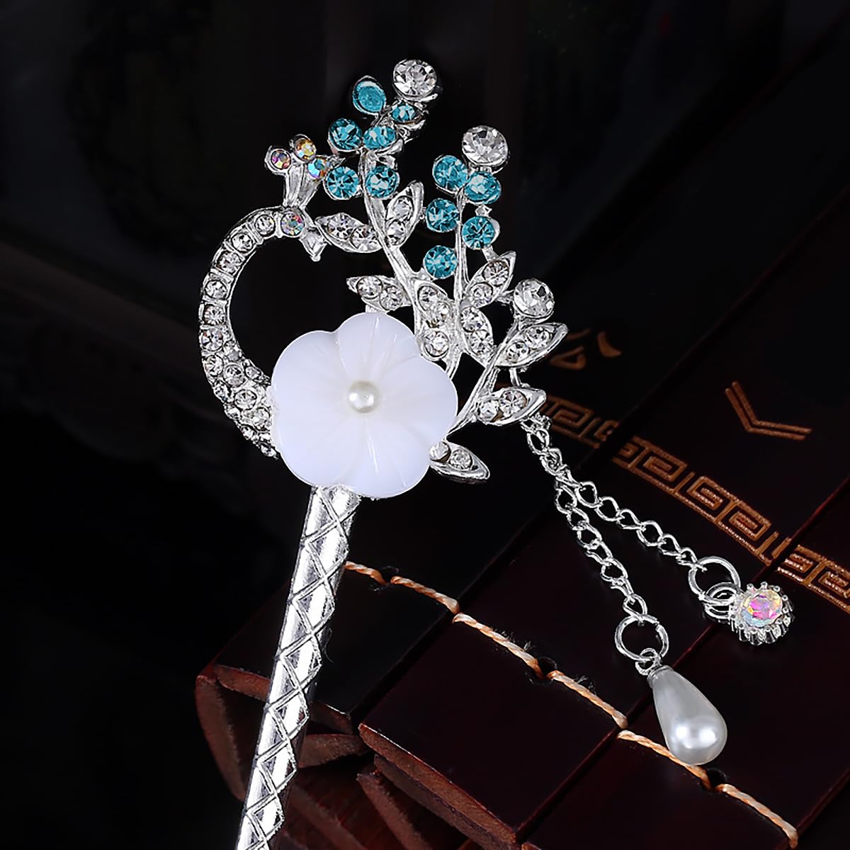 SYGA 1 Piece Ancient Style Pearl Metal Hair Stick Crystal Rhinestones Hair Stick(16 CM) For Women Girls