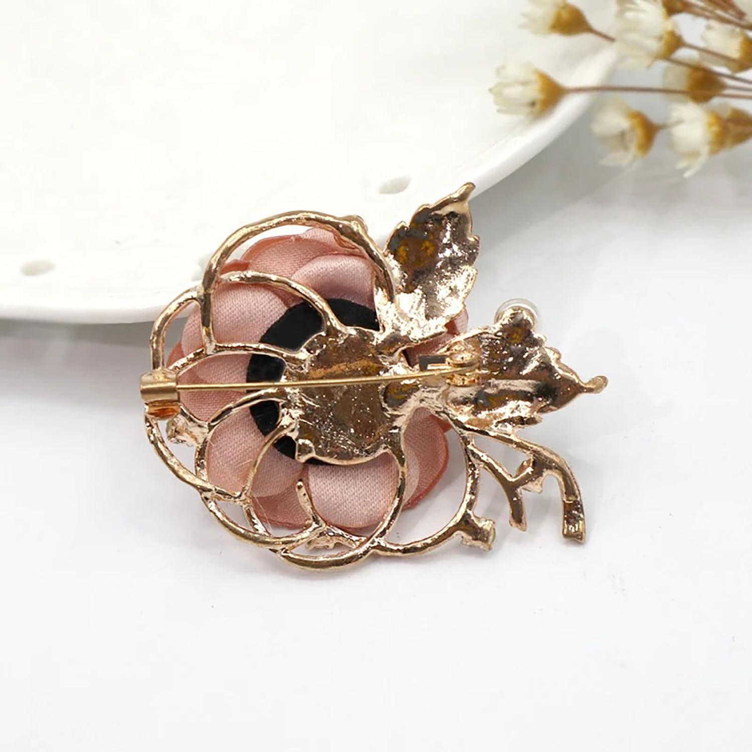 SYGA Women's Floral Brooch Pin with Rhinestones and Pearls (Pink)