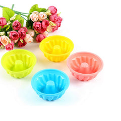 SYGA Set of 6 Spiral Shape Silicone Muffin Cups Handmade Soap Molds Biscuit Chocolate Ice Mould(Random Color)