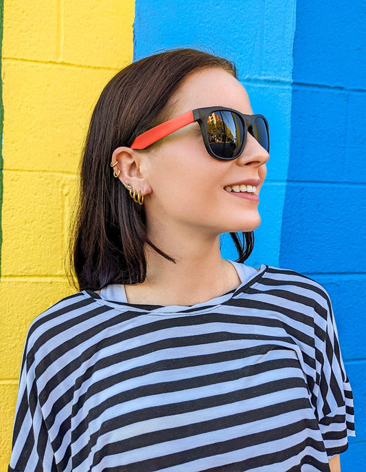 SYGA Stylish Retro Large frame UV Protection Sunscreen Sunglasses for Women (Black frame yellow leg)