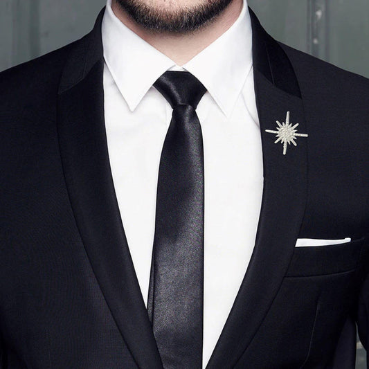 SYGA Men's Suit Chest Brooch Fashionable Rhinestone Decoration Diamond Clothing Accessories(Light Silver)