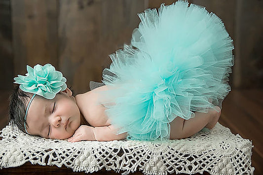 MOMISY Baby Photography Props, Skirt & Headband for Kids Parties Anniversaries Photography (Green)