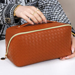 MOMISY Large Capacity Cosmetic Travel Bag, Women's Makeup Travel Bag Portable Leather Cosmetics Bag, Makeup Storage Bags with Handle and Divider, Wide Opening Cosmetic/Makeup Organizer (Woven Brown)