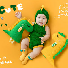 MOMISY Handmade Crochet Green Romper with Cap, Newborn Photography Prop