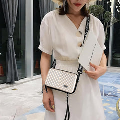 SYGA Women’s Crossbody Bag, Small PVC Shoulder Bag Travel Makeup,Cosmetic Small Bag (Pink)