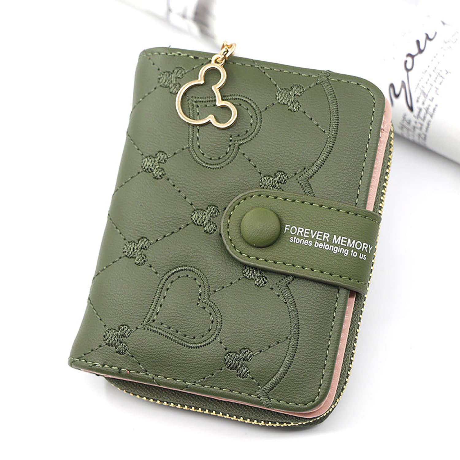 SYGA Women's Short Zipper Buckle Heart Shaped Wallet with Key Chain, Cute for Girls Pu Leather Wallet Coin & Card Purse(Mickey Green)