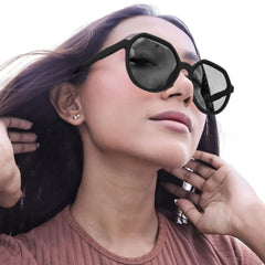 SYGA Retro White Sunglasses For Women, High-End Summer Anti-UV Fashion Square Frame Sunglasses (Beige)