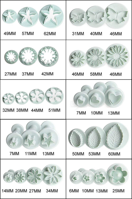 SYGA 48 Pieces Decorating Kit containing 33 Flower Fondant Cake Sugarcraft Cookie Mould with 1 Cake Smoother and 14 Fondant Sticks